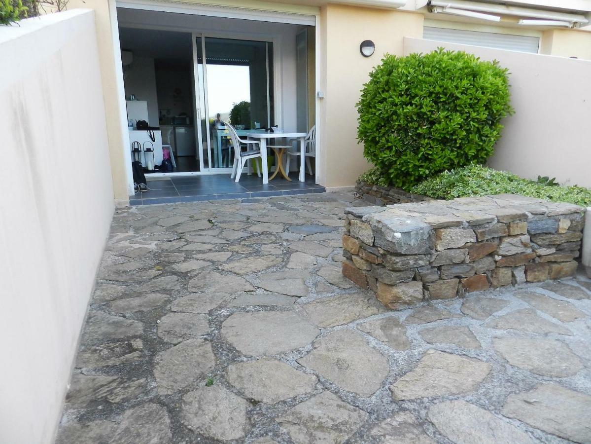 Appartement Les Pieds Dans L'Eau ! Le Lavandou Exterior photo